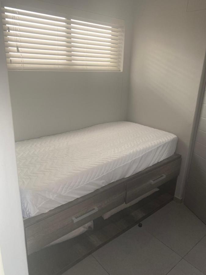 Apartment 32, Bay View Suites Langstrand Экстерьер фото